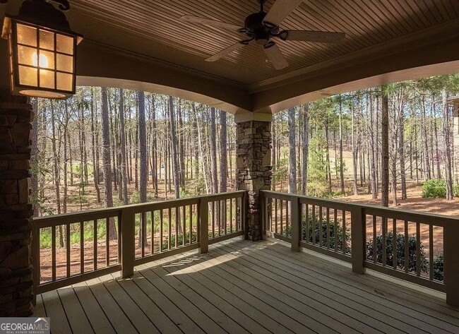 Building Photo - 1111 Regency Dr