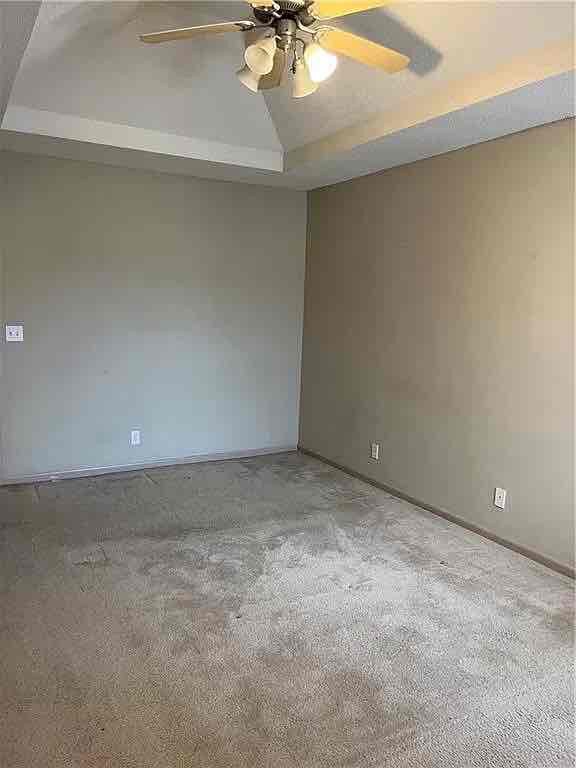 Building Photo - 4410 NE 83rd St
