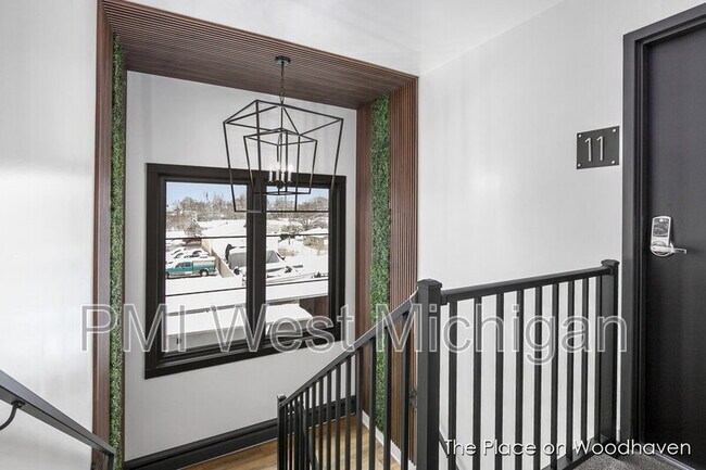 Building Photo - 8428 Woodhaven Dr SW