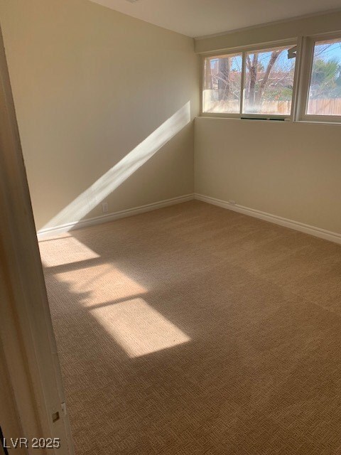 Building Photo - 5609 Evergreen Ave