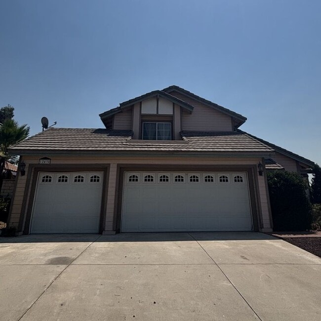 Building Photo - 12438 Brewster Dr