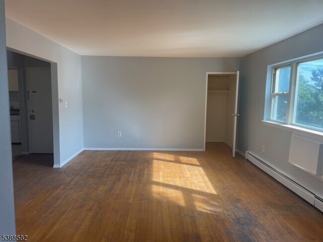 Building Photo - 2467 NJ-10