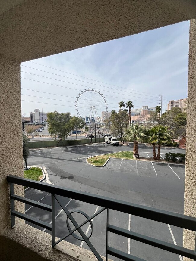 Building Photo - Meridian  Fully FURNISHED Condo with Strip & High Roller View. Includes Gas, Electric and Internet