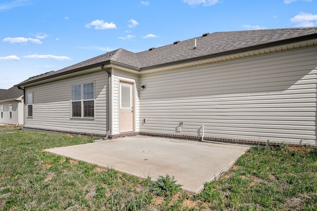 Building Photo - 107 Meadowbrook