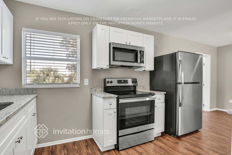 Building Photo - 3307 W South St