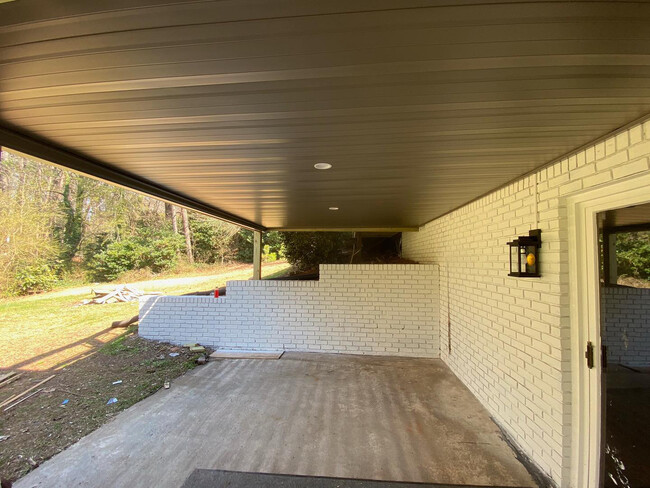 Building Photo - 265 Chaffin Rd