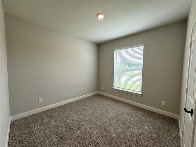 Building Photo - 713 Emerson Dr