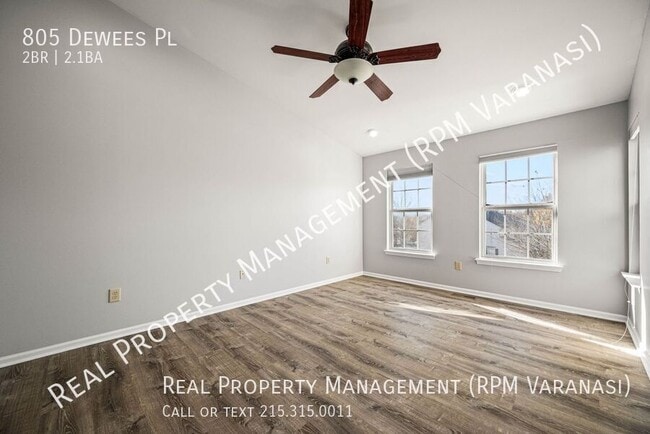 Building Photo - 805 Dewees Pl