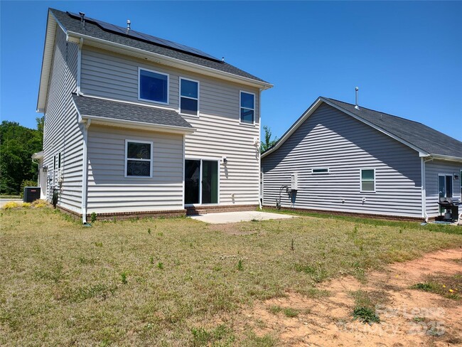 Building Photo - 170 Pine Eagle Dr