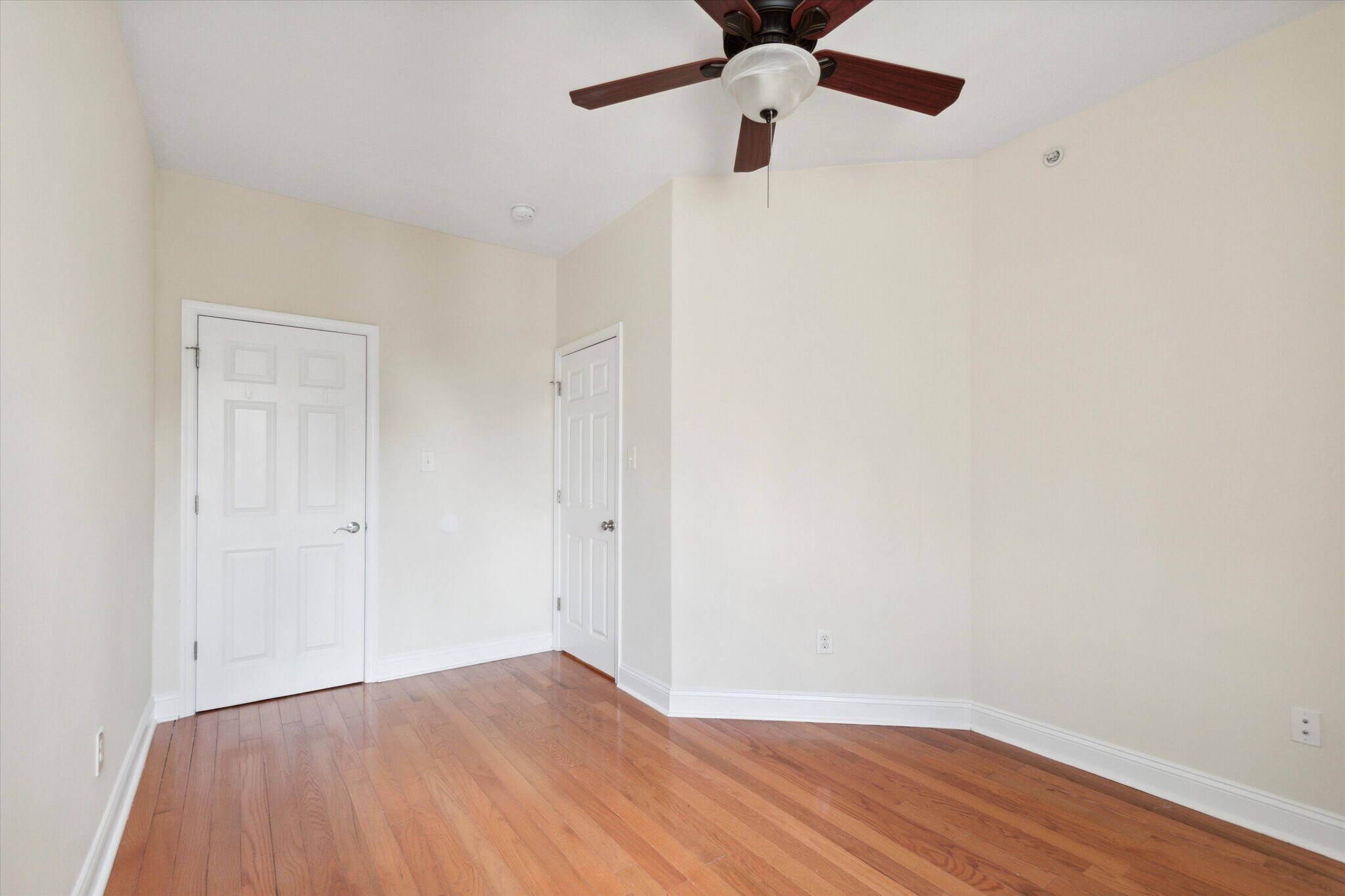 Building Photo - 1424 Willington St