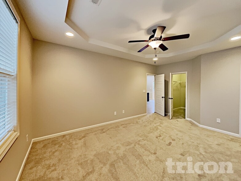 Building Photo - 77 Dropseed Ln