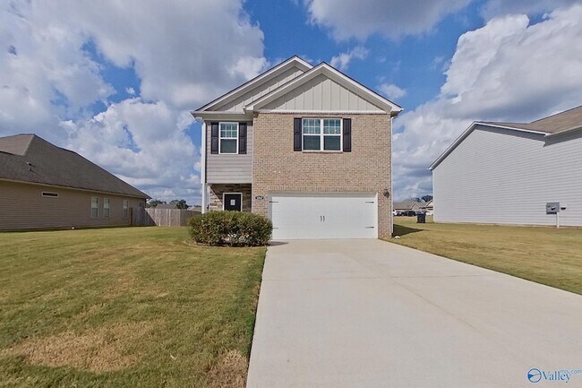 Primary Photo - 1067 Pilgrim Ln