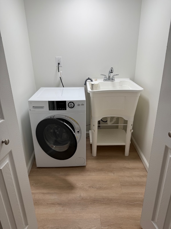 Building Photo - 34 Cross St