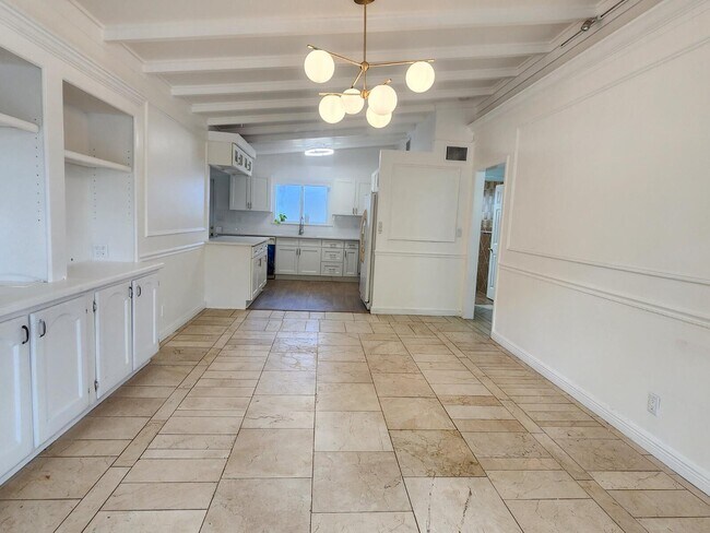 Building Photo - 305 S Loxahatchee Dr