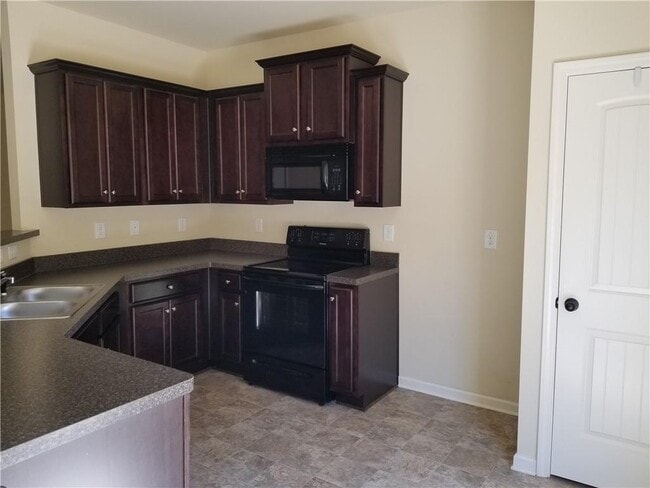 Building Photo - 609 Oakside Pl