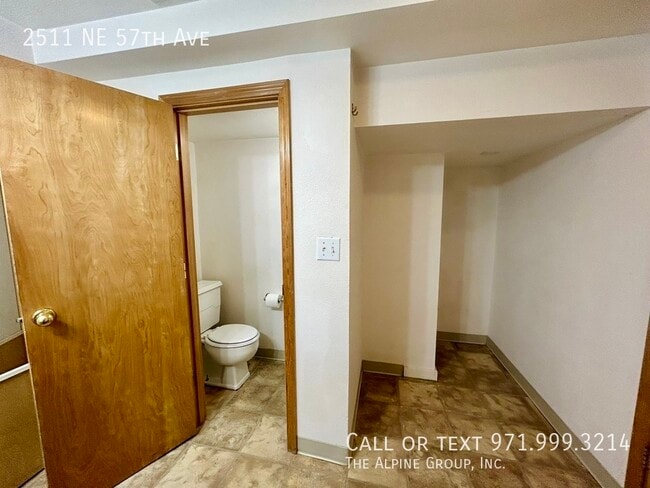 Building Photo - 2511 NE 57th Ave