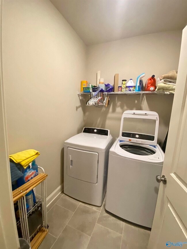 Building Photo - 8346 Anslee Way NW