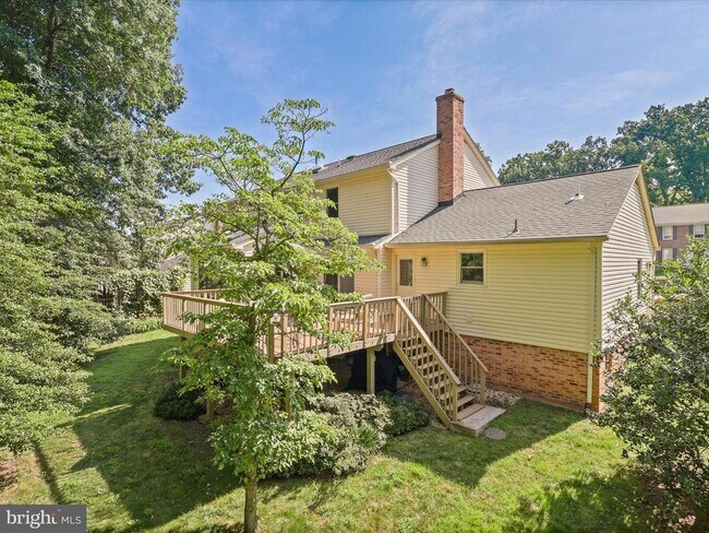 Building Photo - 9715 Ceralene Dr