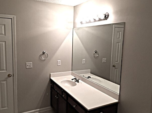 Building Photo - 114 Raindance Rd