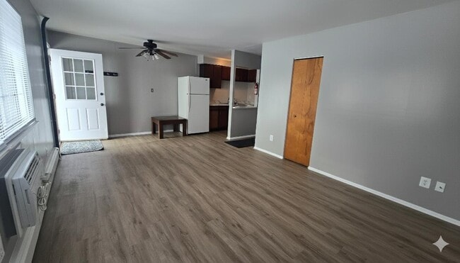 Building Photo - 46169 Jefferson Ave