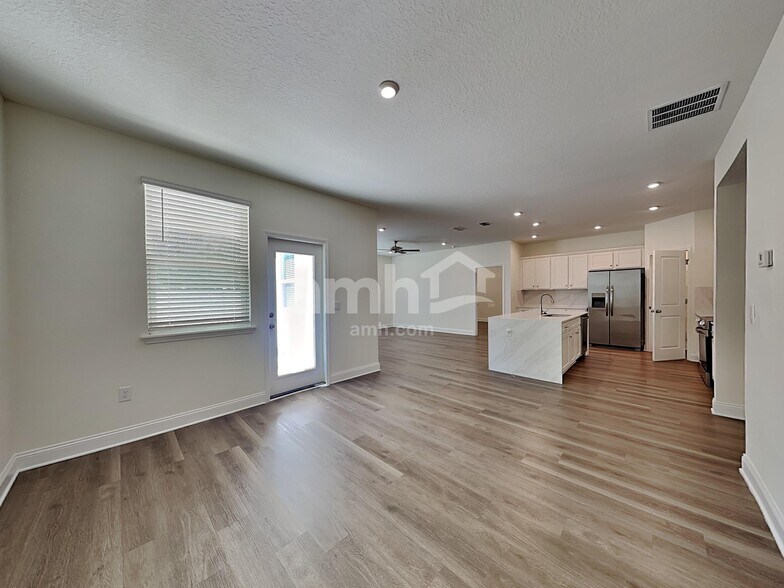 Building Photo - 12664 Percy Frst Ln