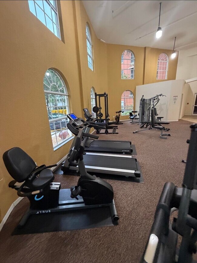 Building Photo - 1620 Presidential Way