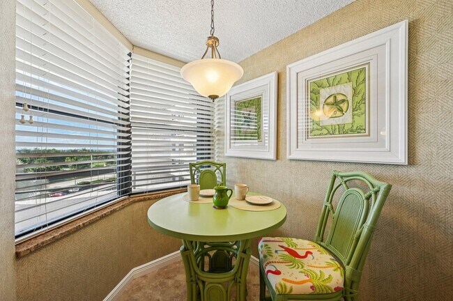 Building Photo - 8880 S Ocean Dr