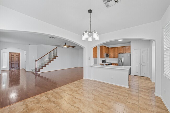 Building Photo - 2138 Waterford Park St