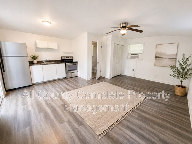 Building Photo - 4803 Lexington Ave