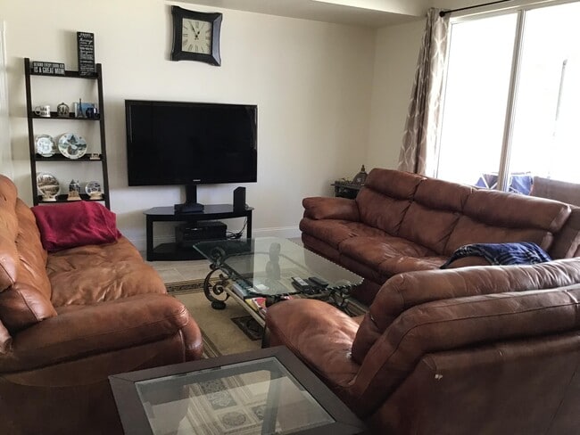 Building Photo - 2137 Tigris Dr