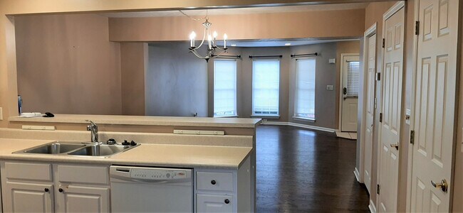 Building Photo - 509 Baldwin Ln