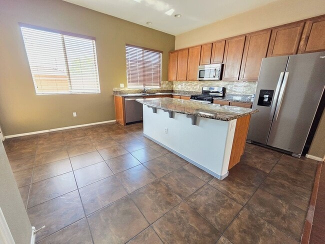 Building Photo - 3 Bedroom Single Story in Providence Gated Community