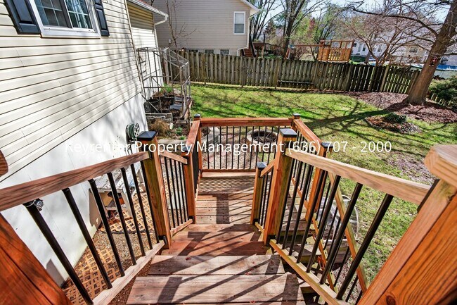 Building Photo - Spacious 4BR Home with Finished Basement in St. Peters