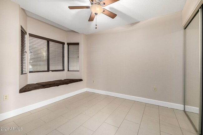 Building Photo - 1317 E Marny Rd