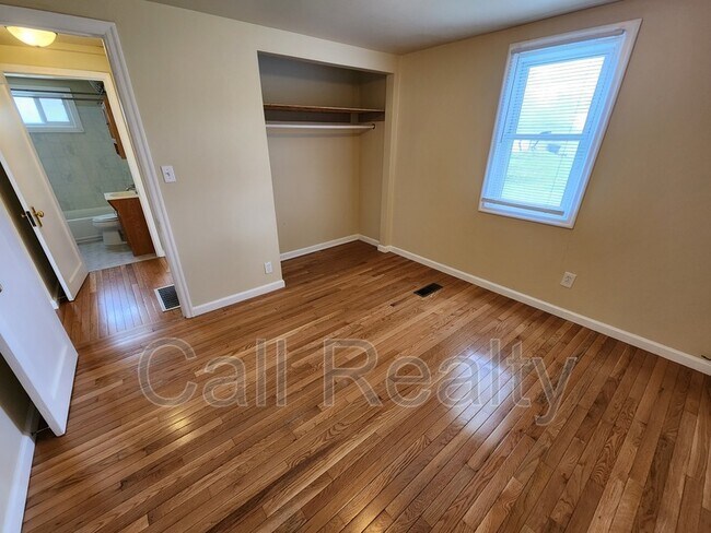 Building Photo - 1021 N Herald Rd