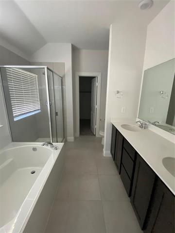 Building Photo - 10805 Blaze St