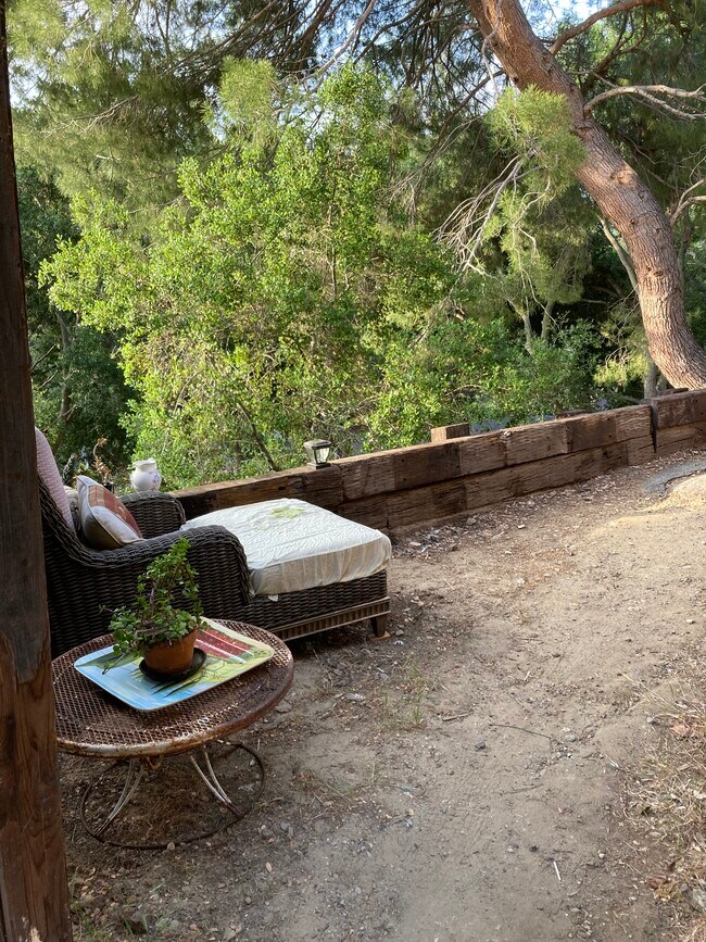 Building Photo - 21621 Circle Trl