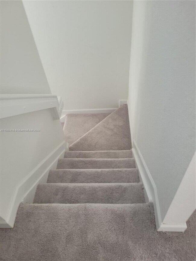 Building Photo - 28672 SW 134th Ct
