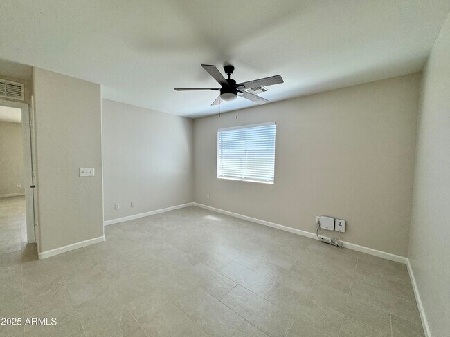 Building Photo - 45008 Miramar Rd