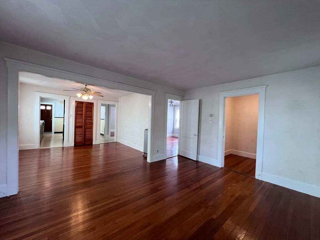 Building Photo - 213 Forest St