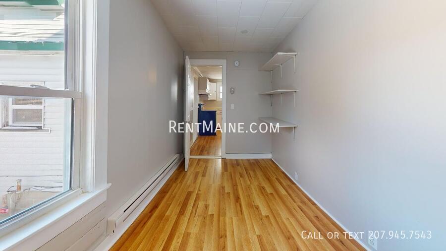 Building Photo - 52 Hayes St