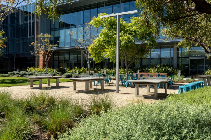 Building Photo - 2103 S Delaware St