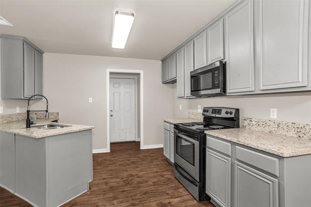 Building Photo - 2747 Malibu Ct