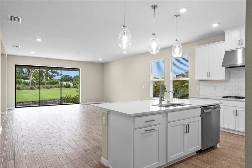 Building Photo - 9292 Tequila Sunrise Dr