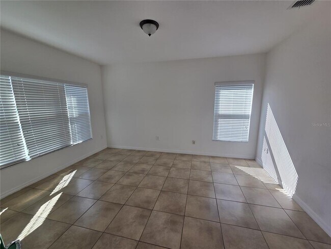 Building Photo - 2270 Sheboygan Pl