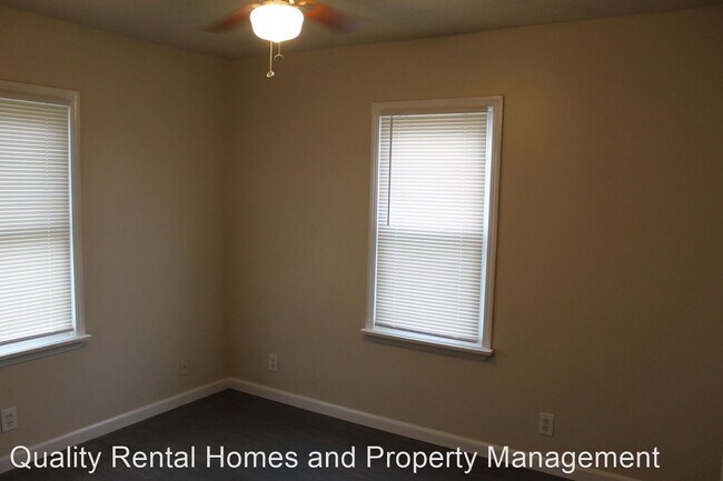 Building Photo - 2 br, 1 bath House - 1230 E Hemphill Rd
