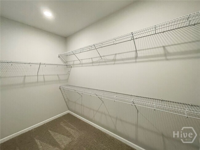 Building Photo - 750 Sessile Oak Dr