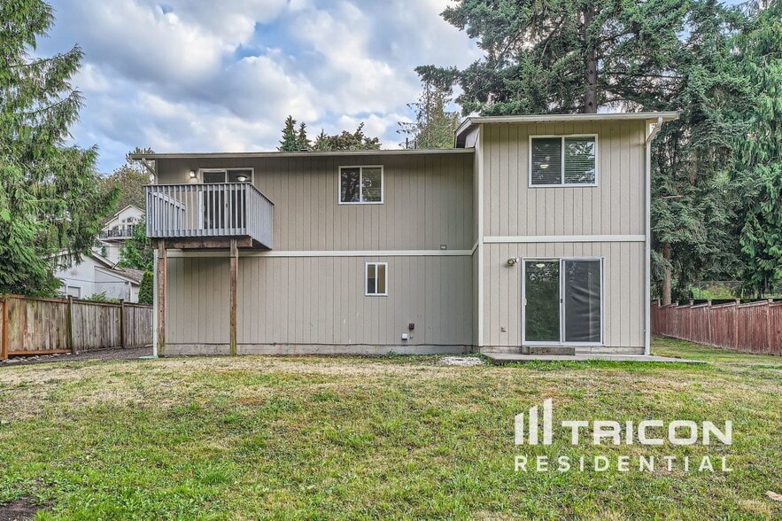 Building Photo - 20307 Larita Dr E