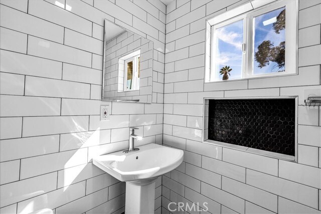 Building Photo - 61381 Alta Mura Dr