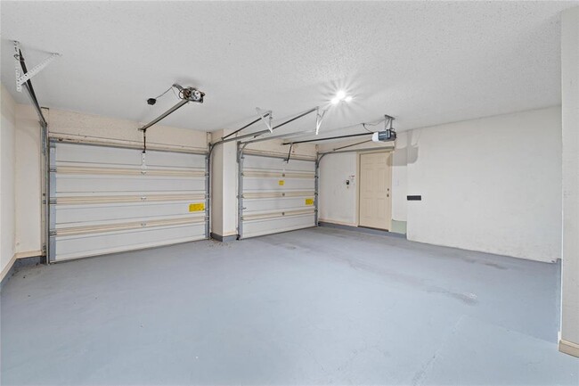 Building Photo - 3845 Ranch Rd 2222